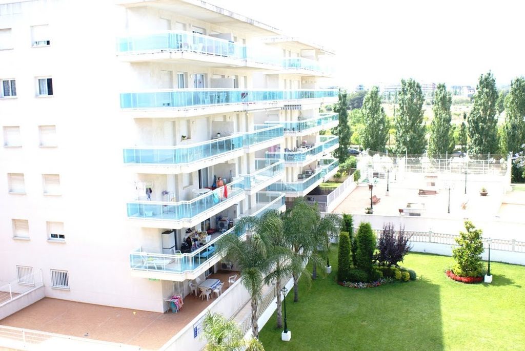 Uhc Village Park Apartments Salou Exterior photo